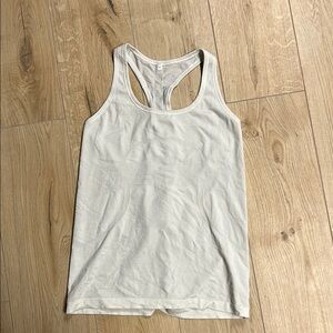 Lululemon Athletica‎ off White Fitted Sleeveless Tank Top